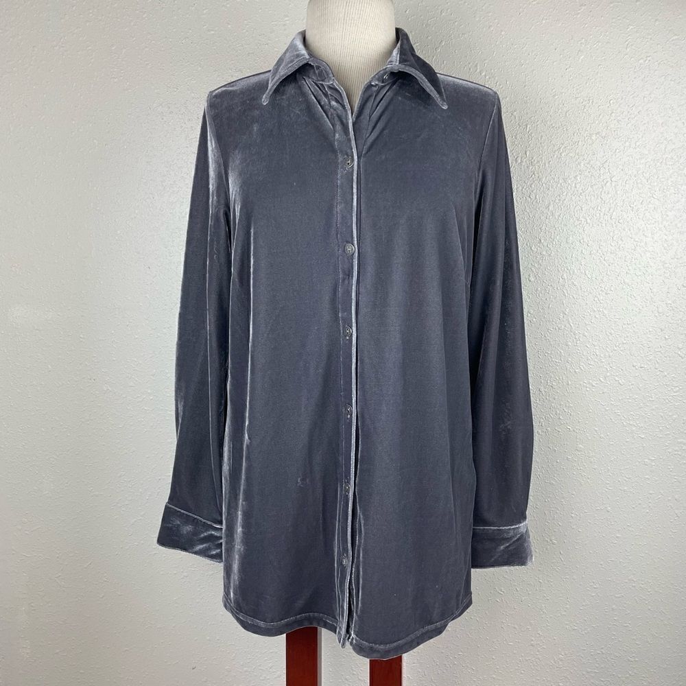 NWOT Croft & Barrow Gray Velour Button Down Shirt Size S EUC